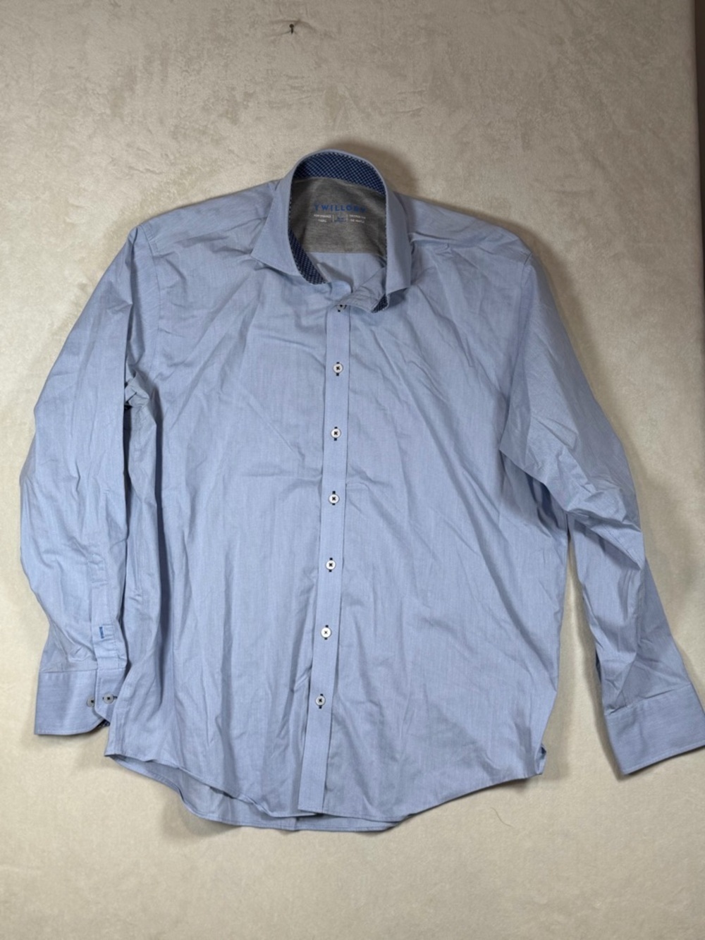Twillory 17 34-35 No Wrinkle Light Blue Dress Shirt with Contrast Collar